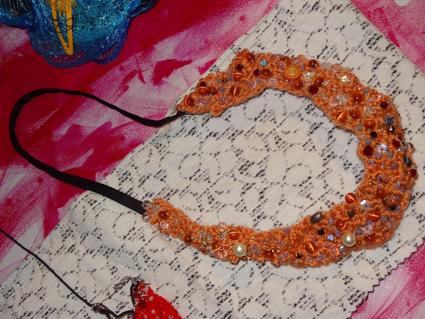 Monochrome Themed Knitted Necklace - Orange