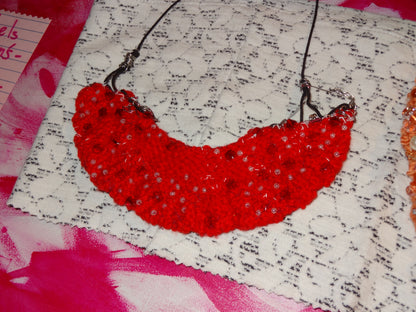 Monochrome Themed Knitted Necklace - Red