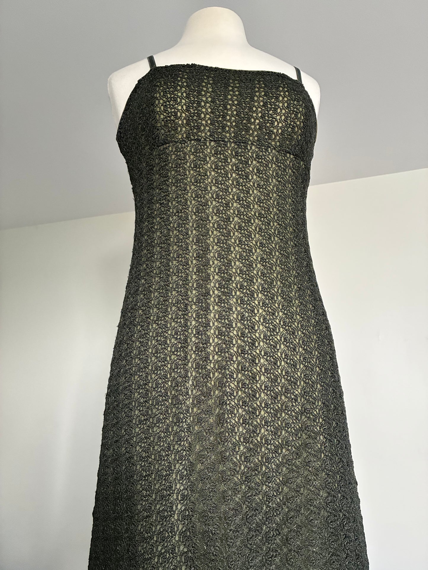 Green Serpentine Dess