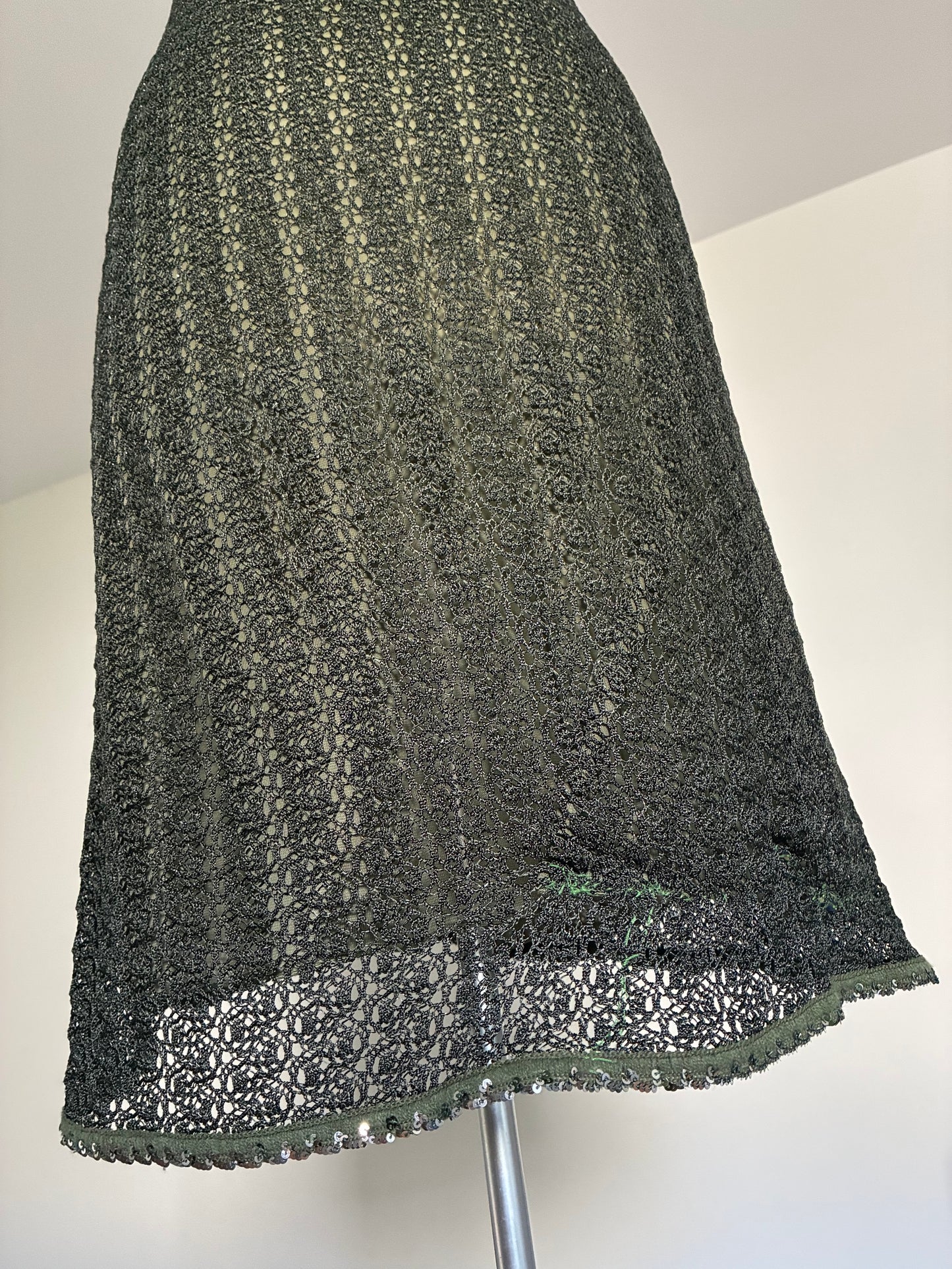 Green Serpentine Dess