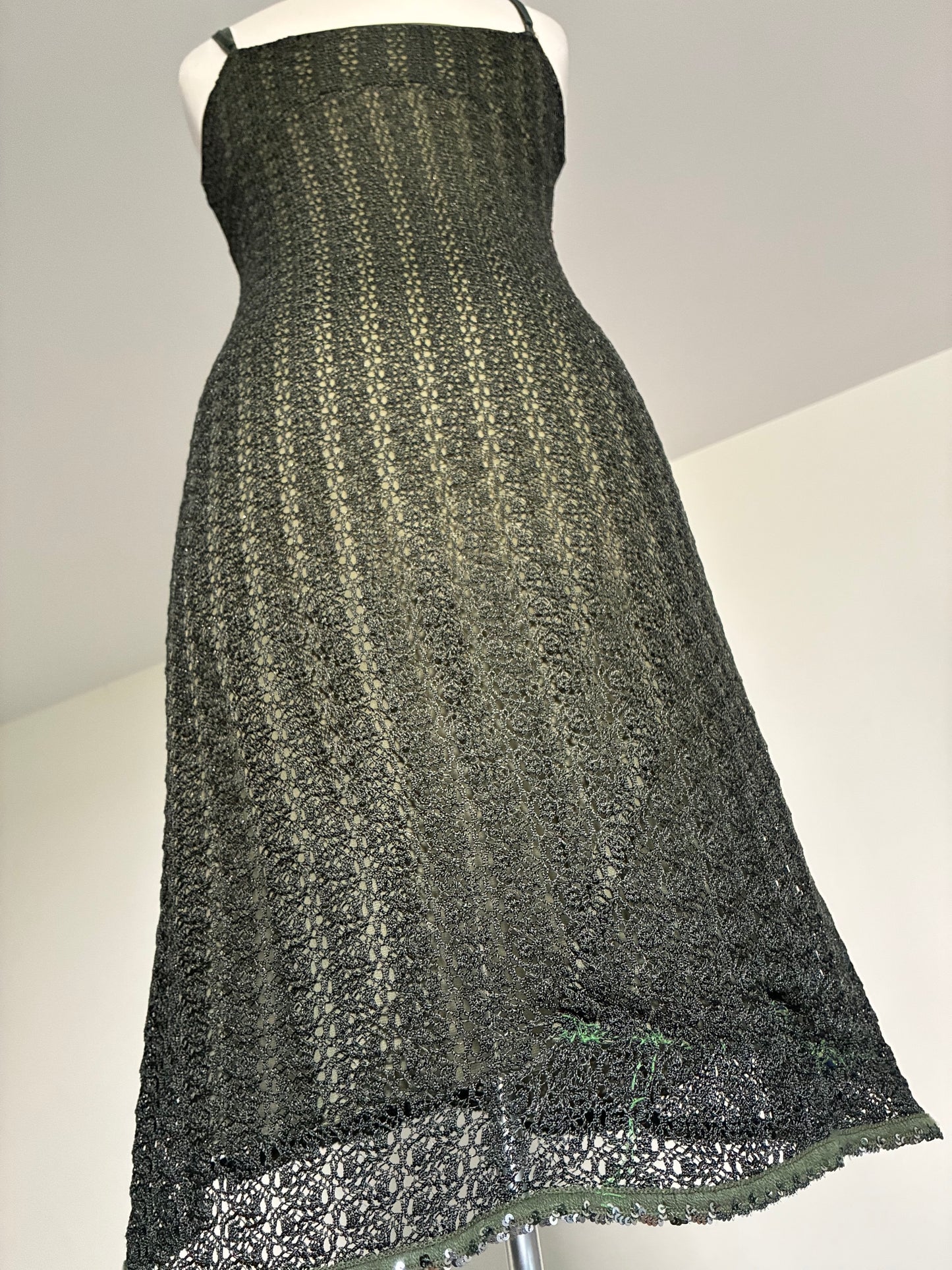 Green Serpentine Dess