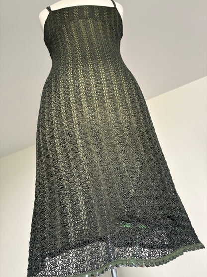 Green Serpentine Dess