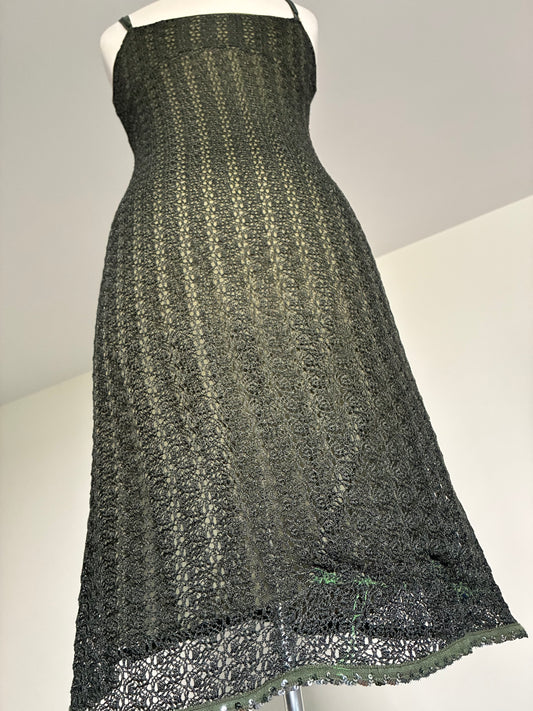 Green Serpentine Dess